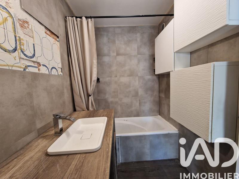 Appartement - 75 m² - 3 pièces