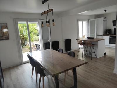 Maison - 96 m² - 4 pièces