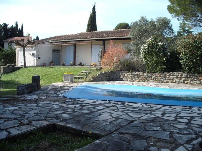 Villa - 90 m² - 5 pièces
