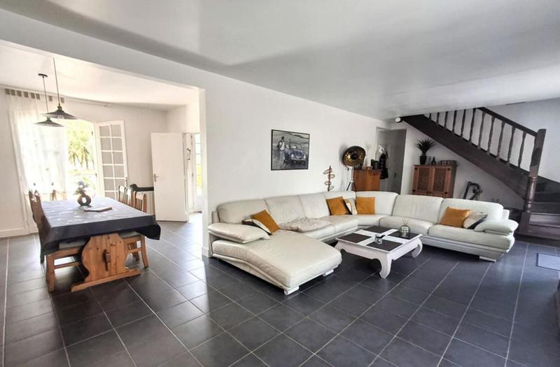 Maison - 170 m² - 4 pièces