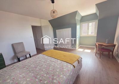 Maison - 140 m² - 5 pièces