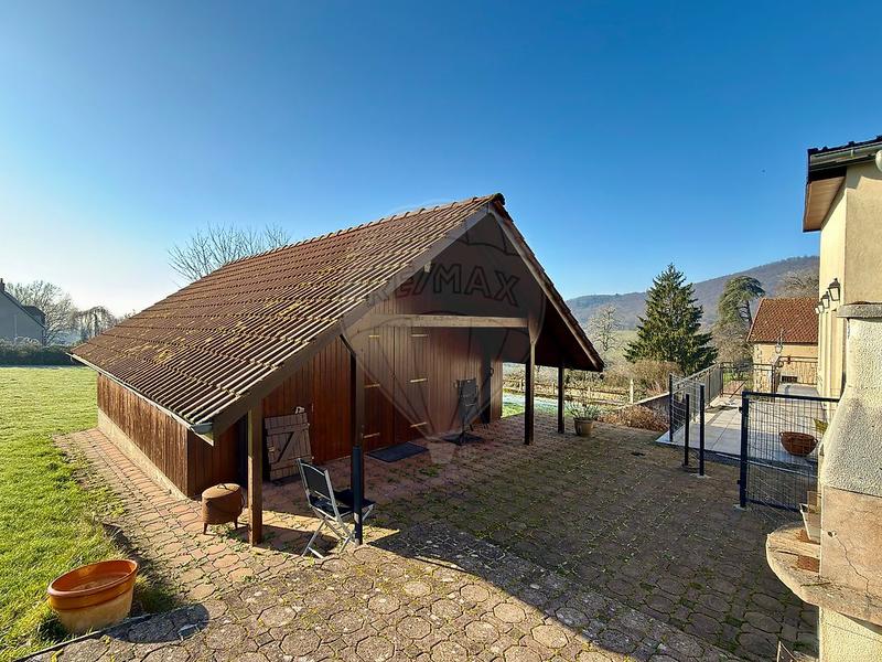 Maison - 96 m² - 4 pièces