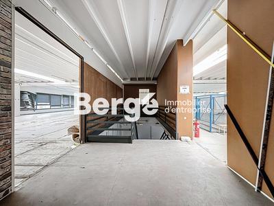 Local d'activités - 1 966 m²