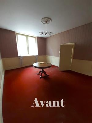 Maison - 200 m² - 8 pièces