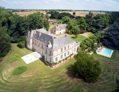 Château - 721 m² - 20 pièces