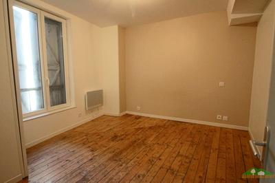 Appartement ancien - 61 m² - 2 pièces