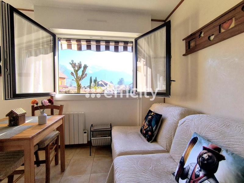 Studio - 30 m² - 1 pièce