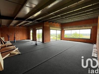 Maison - 162 m² - 5 pièces