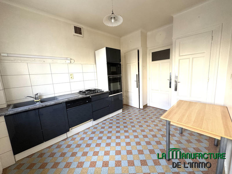 Appartement - 102 m² - 4 pièces