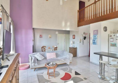 Appartement - 100 m² - 5 pièces