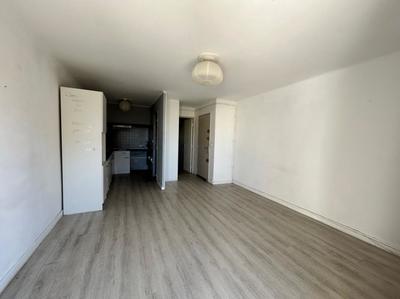 Appartement - 81 m² - 3 pièces
