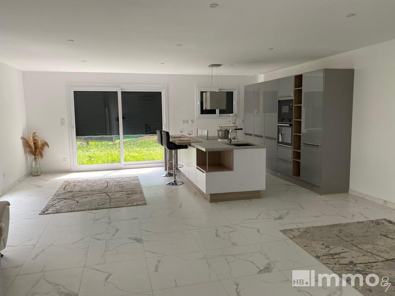 Maison contemporaine - 117 m² - 5 pièces