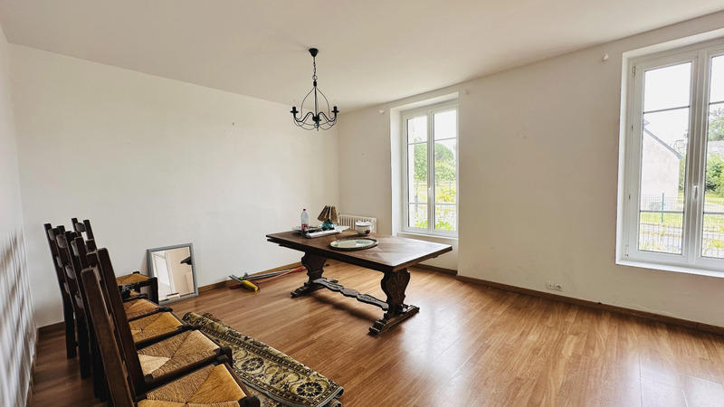 Maison - 86 m² - 6 pièces