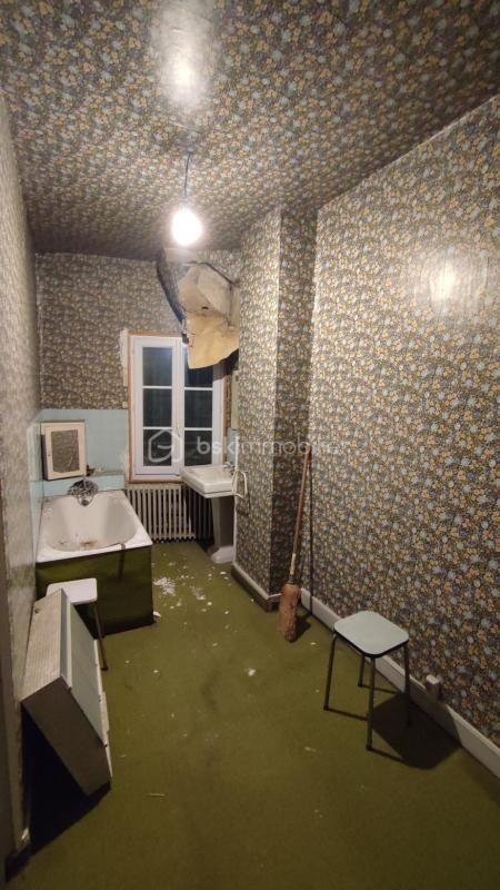 Immeuble - 240 m² - 8 pièces