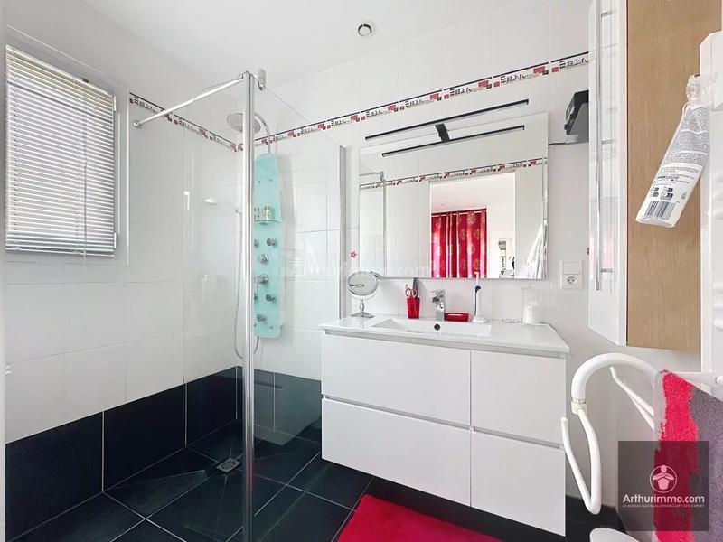 Maison - 145 m² - 6 pièces