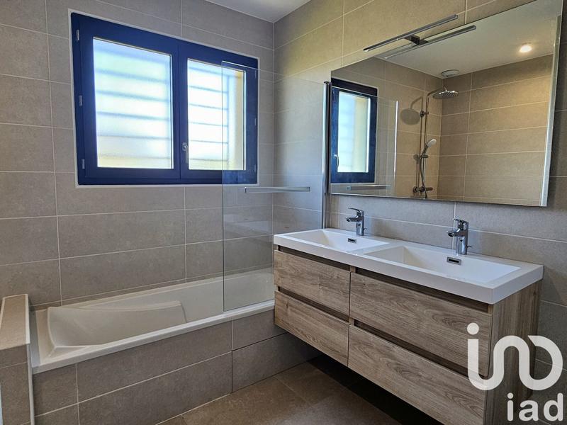 Maison - 113 m² - 5 pièces