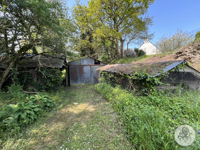 Maison - 245 m² - 10 pièces