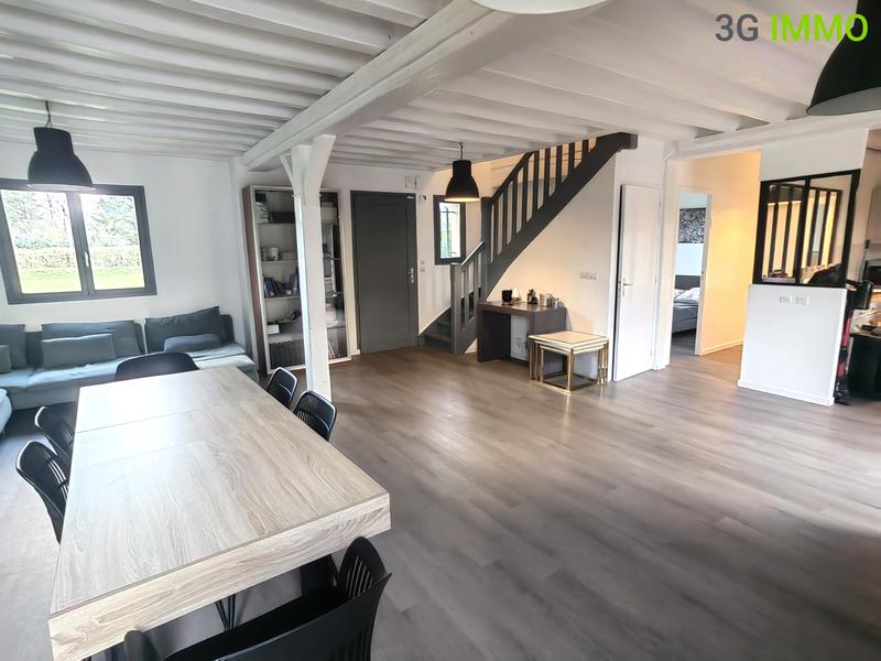 Maison traditionnelle - 130 m² - 7 pièces