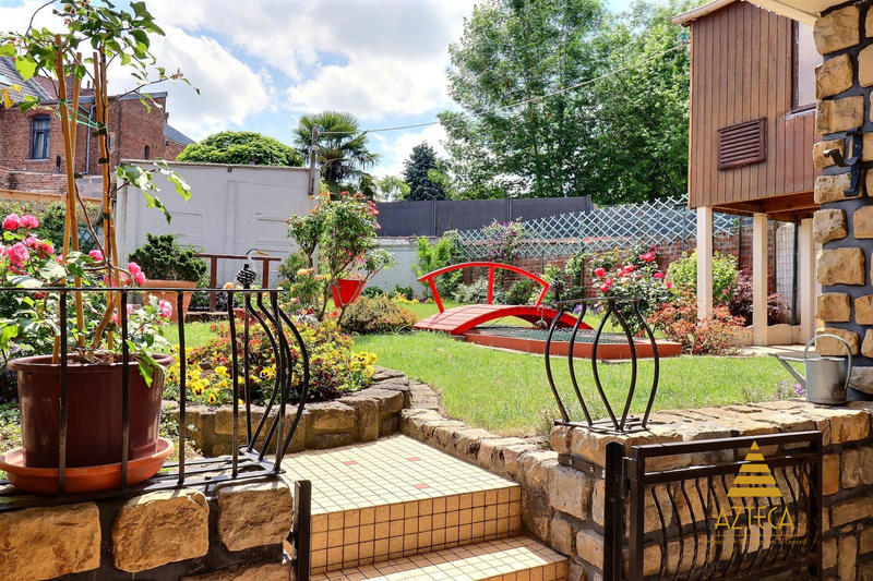 Maison - 197 m² - 9 pièces