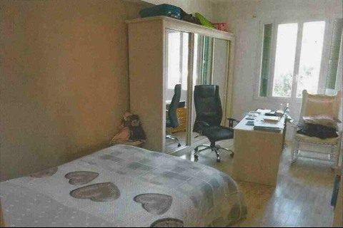 Appartement - 81 m² - 3 pièces