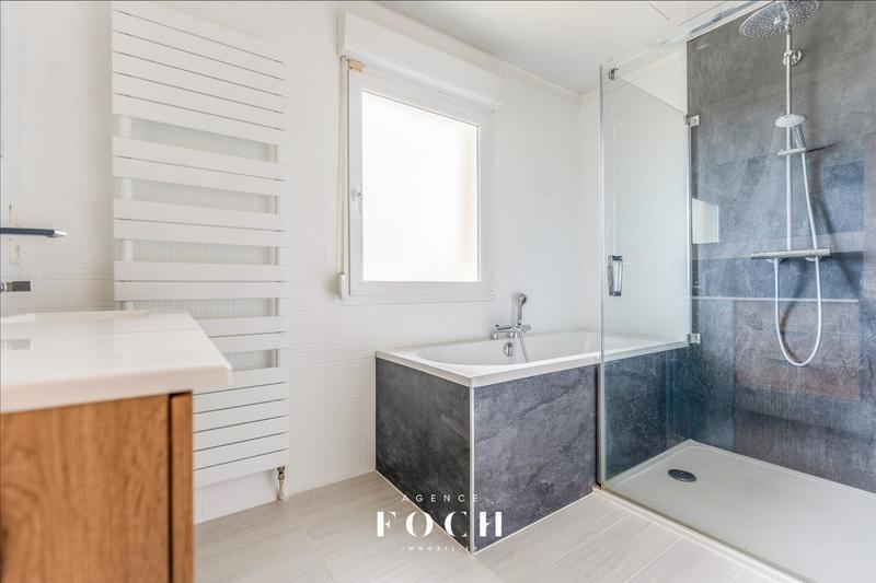 Maison - 147 m² - 7 pièces