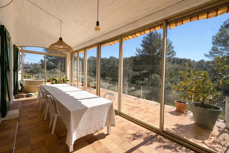 Villa - 198 m² - 8 pièces