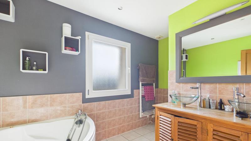 Maison - 146 m² - 5 pièces