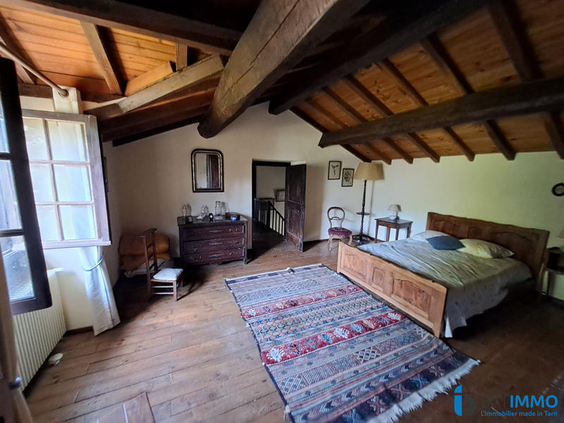 Maison - 195 m² - 6 pièces