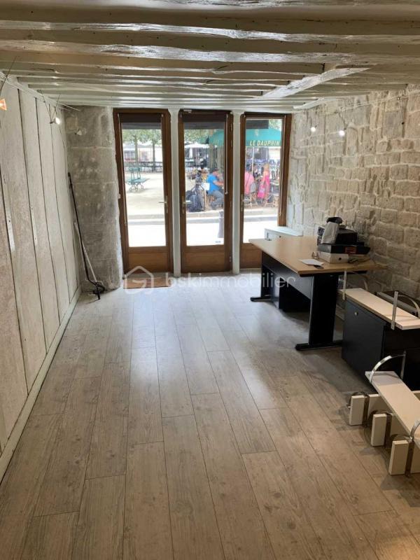 Local commercial - 83 m² - 3 pièces