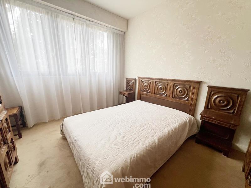 Appartement - 90 m² - 4 pièces