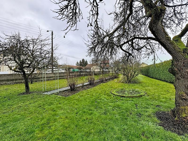 Maison - 97 m² - 6 pièces