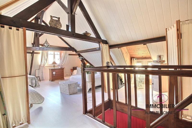 Maison - 135 m² - 6 pièces