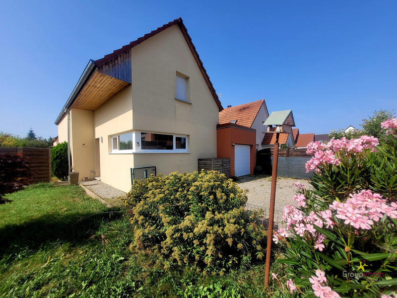 Maison - 90 m² - 5 pièces