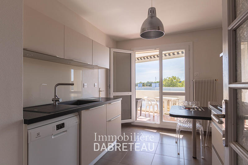 Appartement - 115 m² - 4 pièces