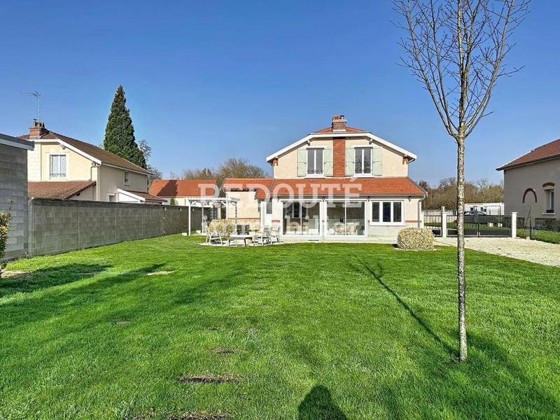 Maison - 148 m² - 6 pièces
