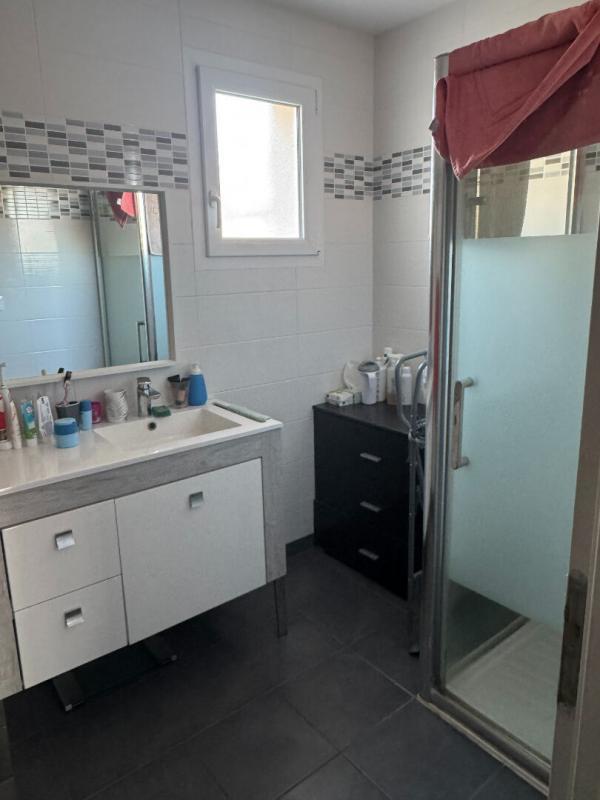 Maison - 93 m² - 5 pièces