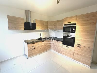 Maison - 141 m² - 5 pièces