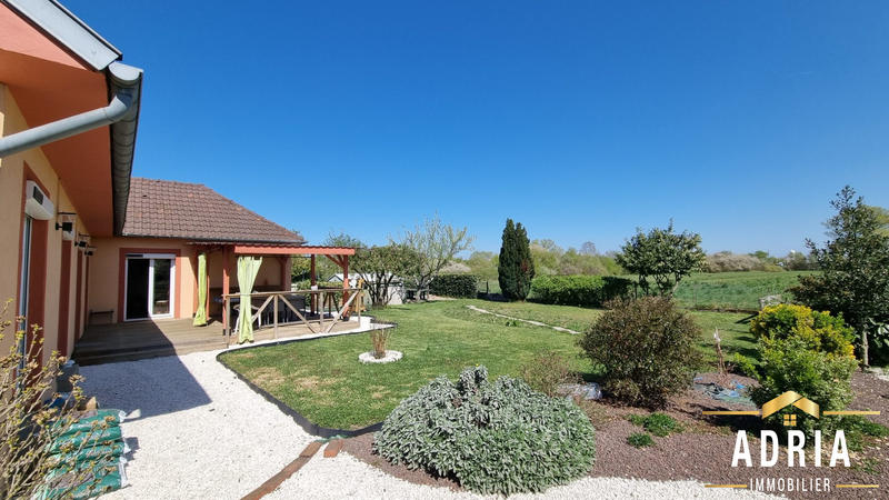 Maison - 150 m² - 8 pièces