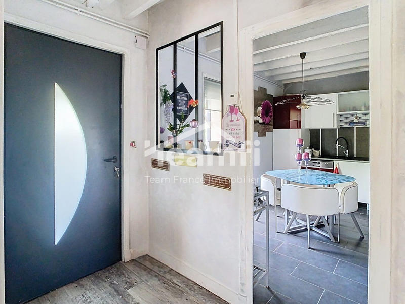 Maison - 121 m² - 6 pièces