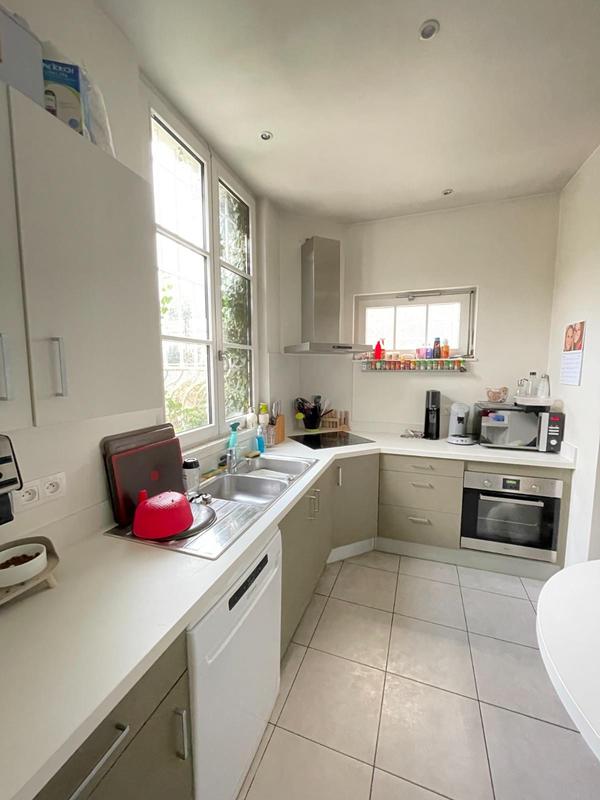 Maison - 205 m² - 9 pièces