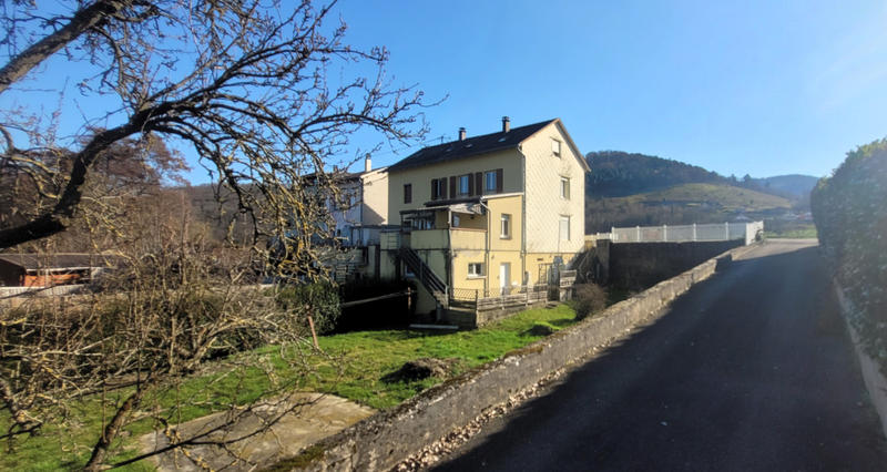 Maison - 95 m² - 5 pièces