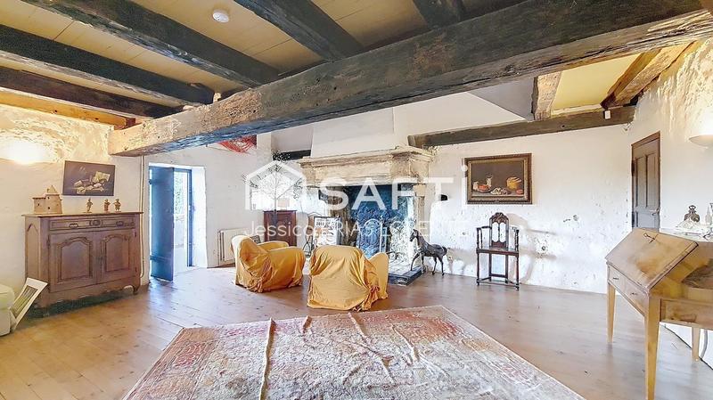 Maison - 334 m² - 10 pièces