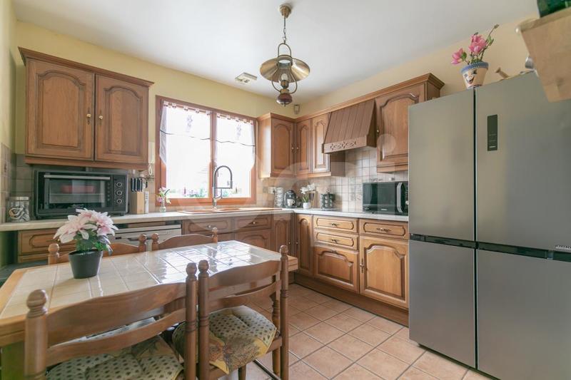 Maison - 99 m² - 4 pièces