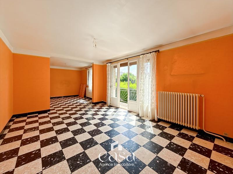 Maison - 170 m² - 8 pièces