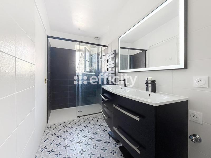 Maison - 85 m² - 2 pièces