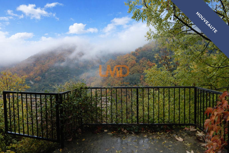 Maison en pierre - 87 m² - 6 pièces