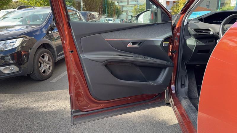 Peugeot 3008 II 1.2 Puretech 130.0 Allure - Automatique Entretien constructeur