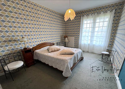 Maison traditionnelle - 191 m² - 8 pièces