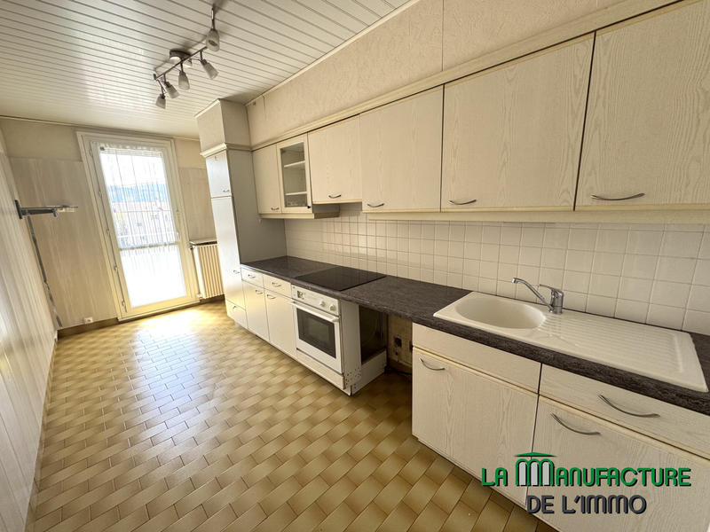 Appartement - 77 m² - 4 pièces