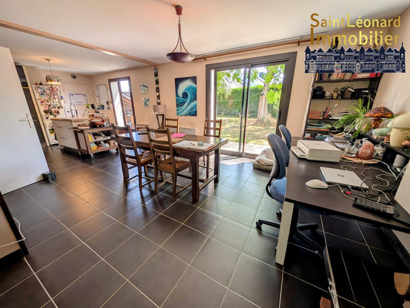 Maison traditionnelle - 97 m² - 5 pièces